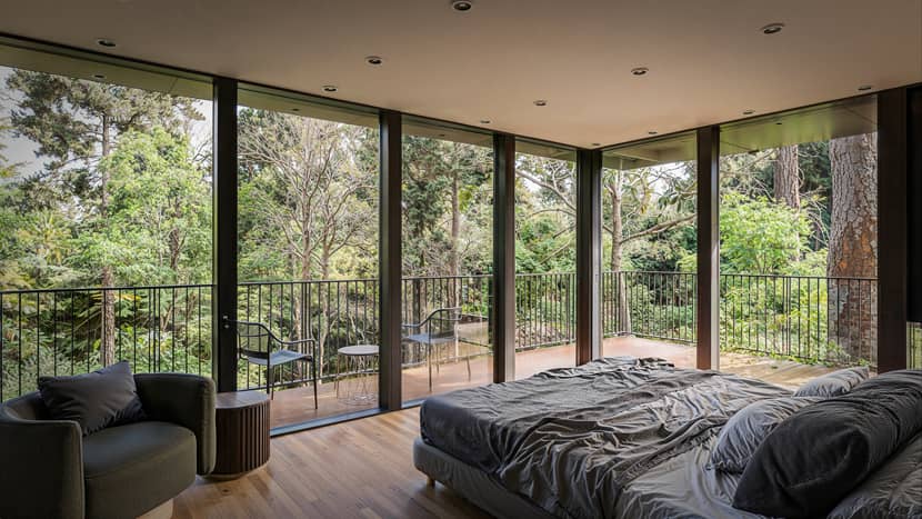 The Making of "Royal I Residence" by Peter Timar